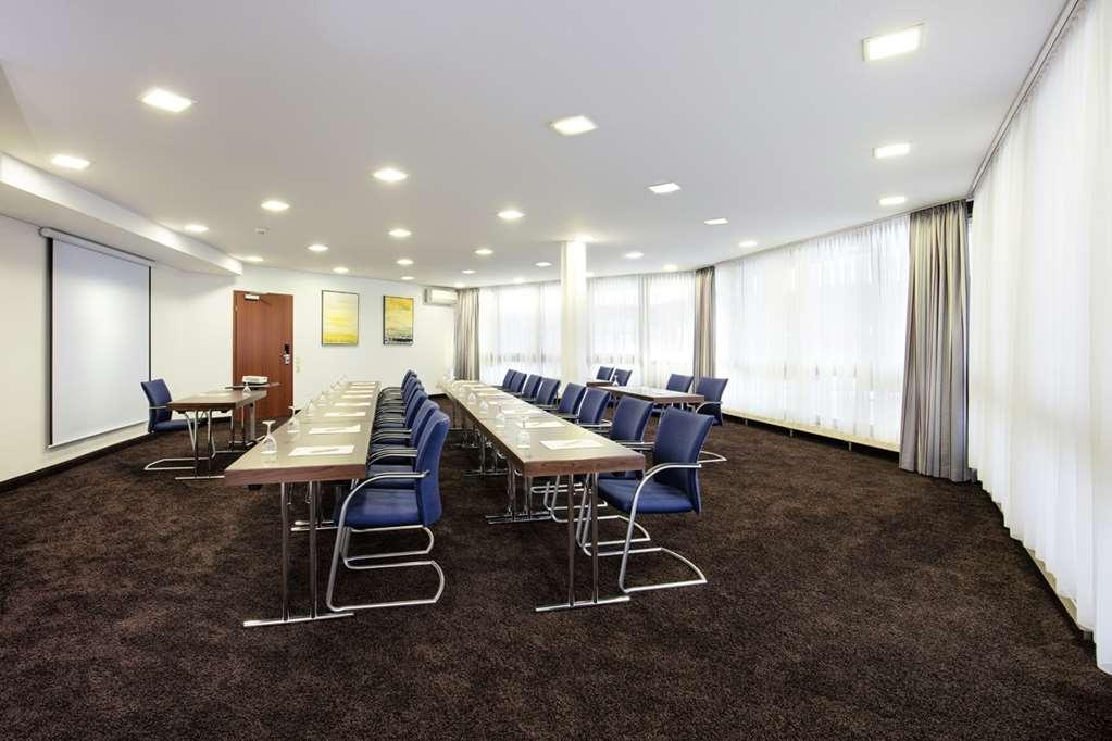 Doblergreen Hotel Stuttgart-Ґерлінґен Зручності фото