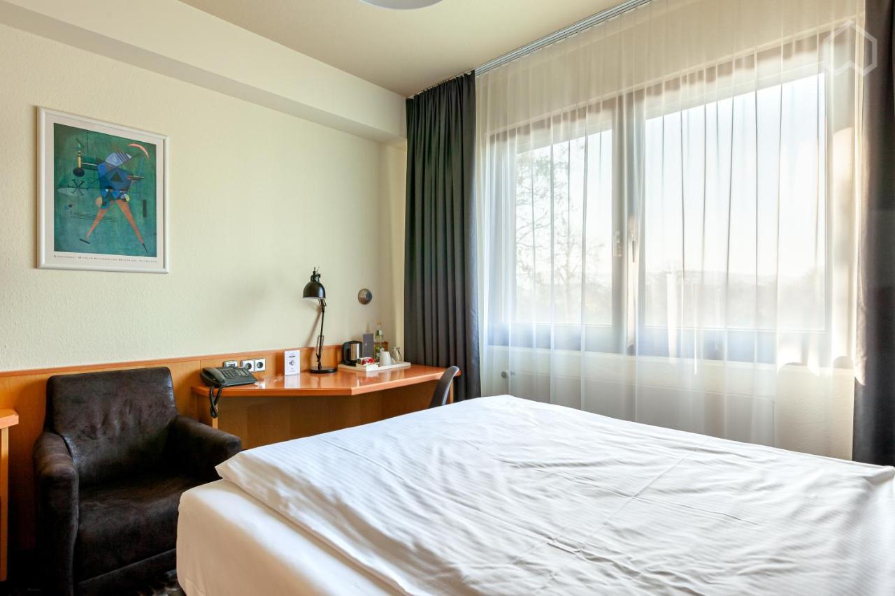 Doblergreen Hotel Stuttgart-Ґерлінґен Екстер'єр фото