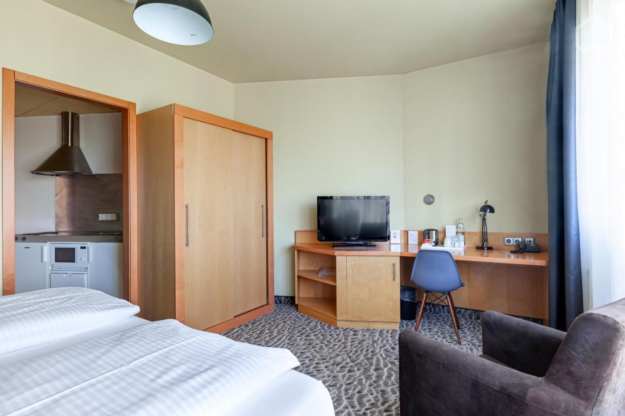 Doblergreen Hotel Stuttgart-Ґерлінґен Екстер'єр фото